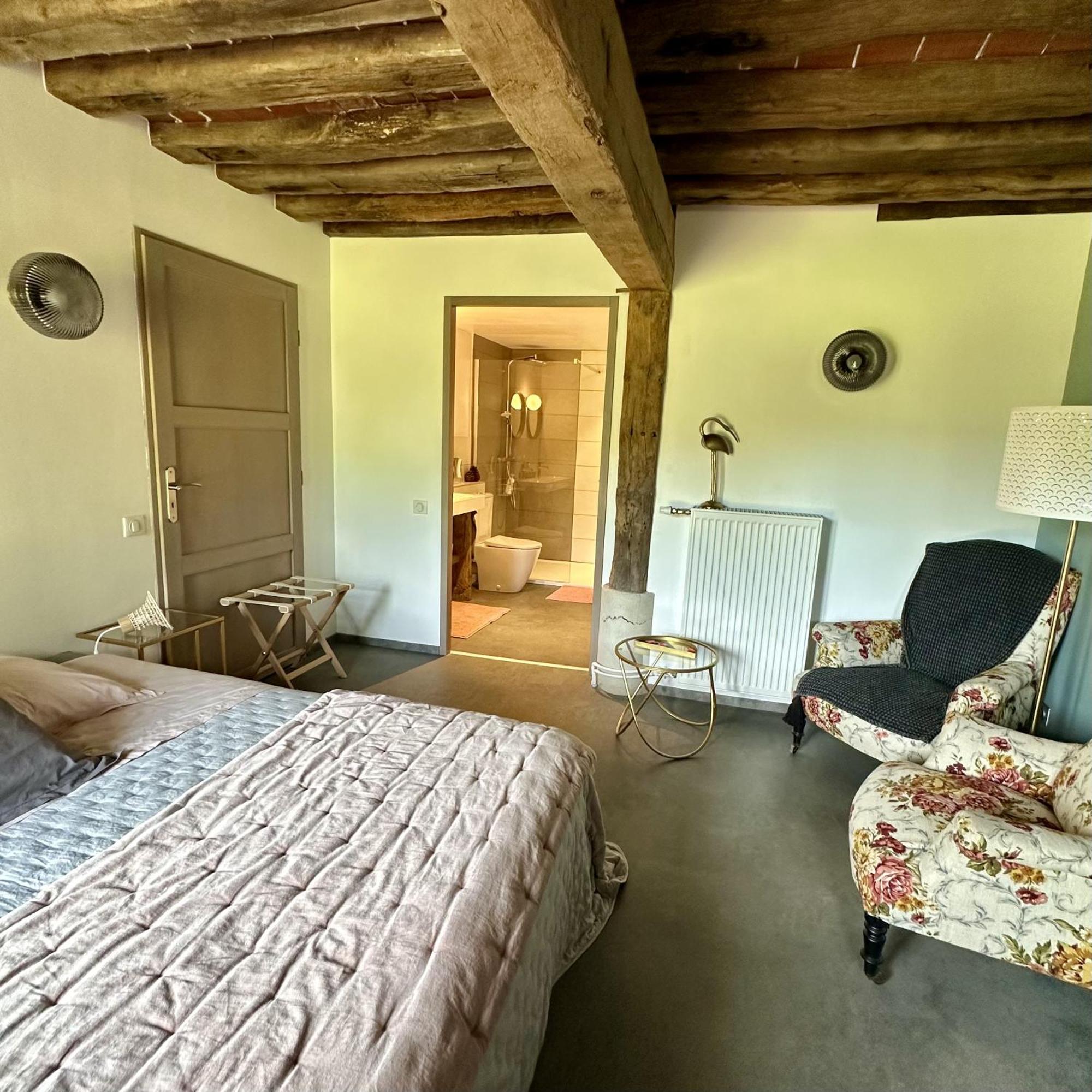 Domaine D'Aromm - Chambres D'Hotes & Gites - Piscine, Etangs & Animaux - Au Calme Ouches ภายนอก รูปภาพ