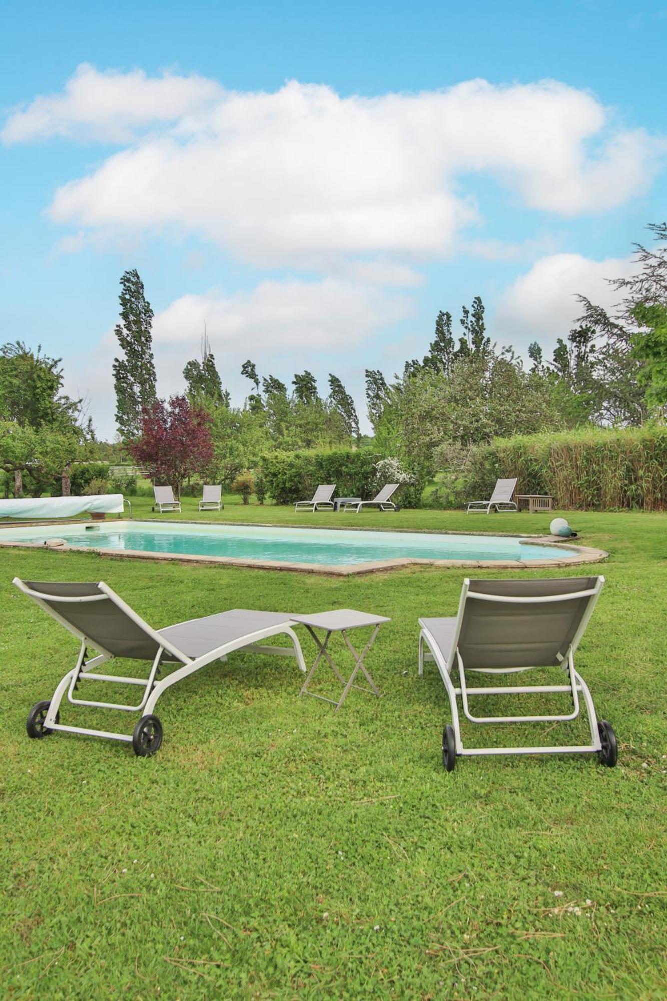 Domaine D'Aromm - Chambres D'Hotes & Gites - Piscine, Etangs & Animaux - Au Calme Ouches ภายนอก รูปภาพ