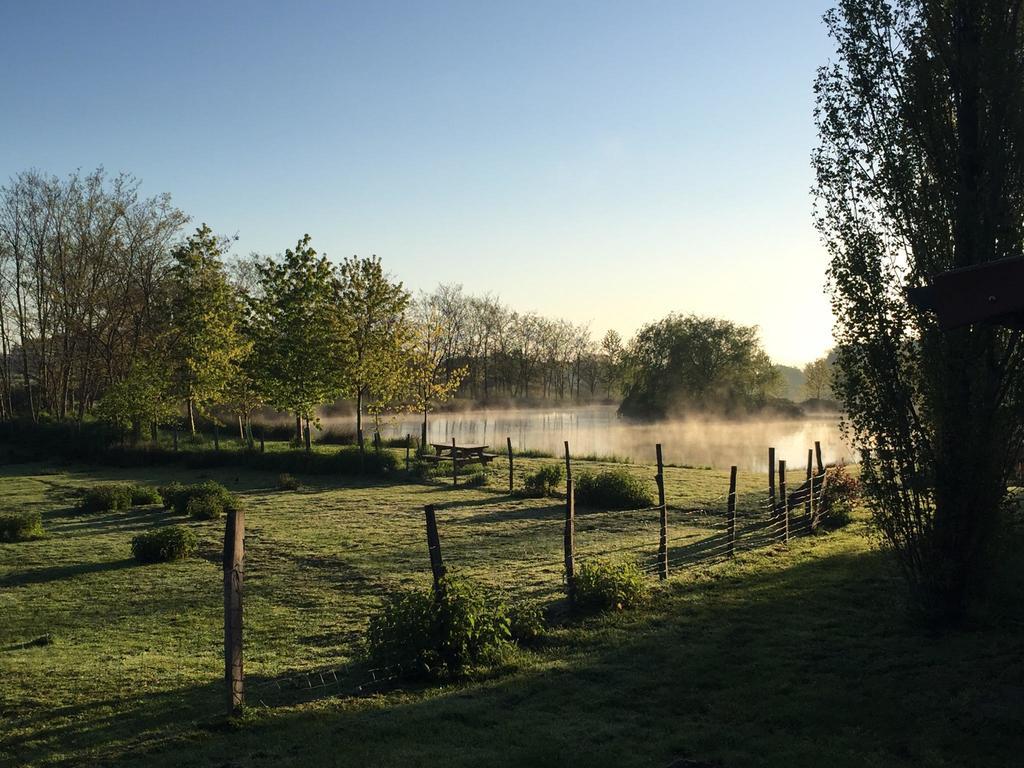 Domaine D'Aromm - Chambres D'Hotes & Gites - Piscine, Etangs & Animaux - Au Calme Ouches ภายนอก รูปภาพ